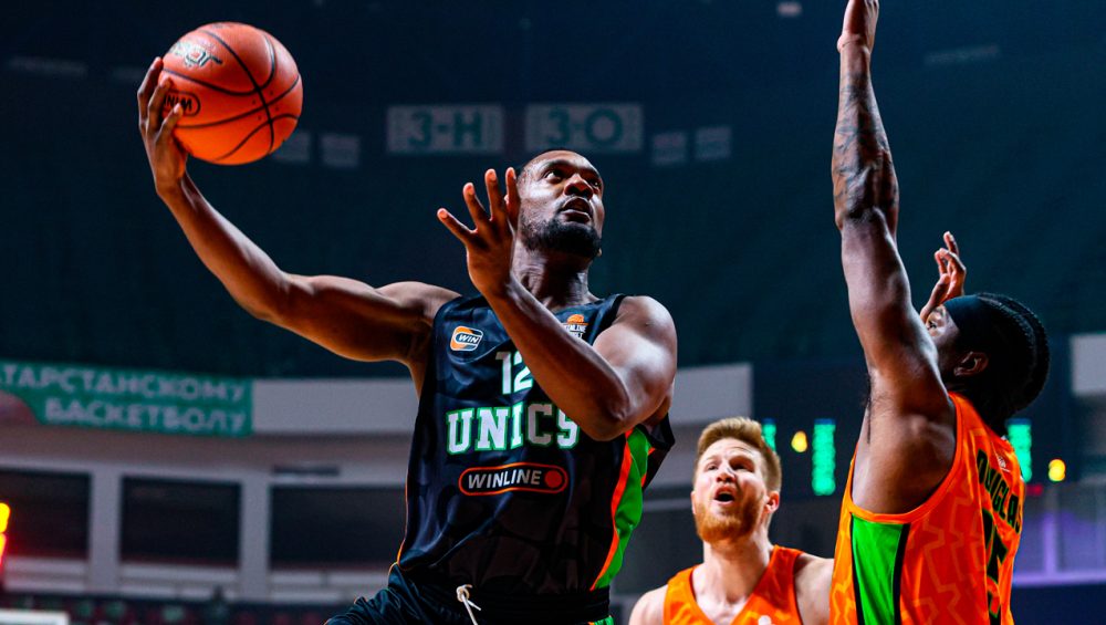 УНИКС победил «Уралмаш» в первом домашнем матче WINLINE Basket Cup